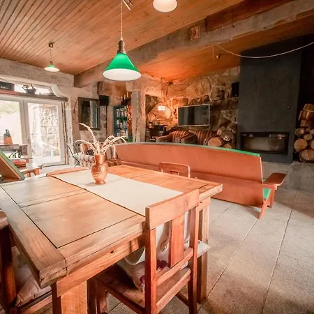 Konukevi Casa Da Varzea - Serra Da Estrela Fornos de Algodres